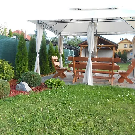 Homestay Anemari *